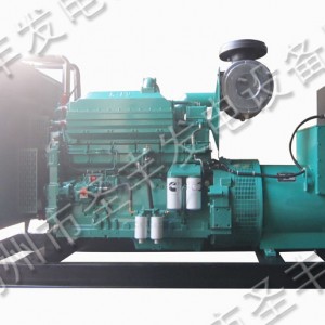 重慶康明斯動力配套300千瓦柴油發(fā)電機(jī)組KTA19-G2