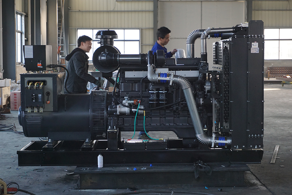 SC13G355D2上柴股份200KW柴油發電機組報價