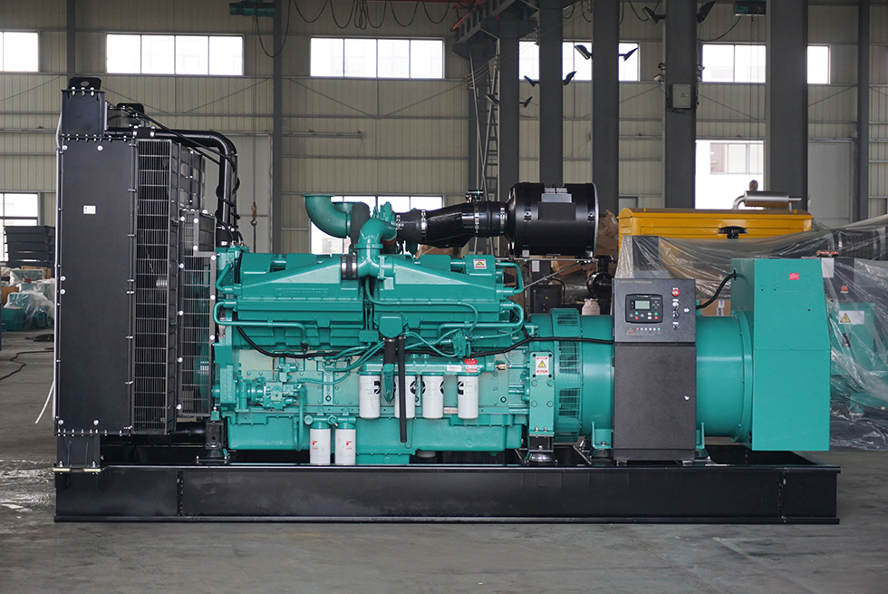 KTA38-G5重慶康明900KW柴油發(fā)電機(jī)組報價