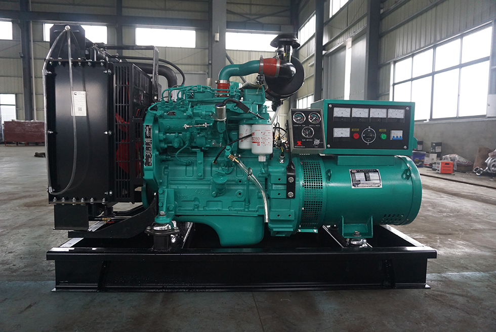 4B3.9-G1東風康明斯動力配套20KW柴油發電機組報價