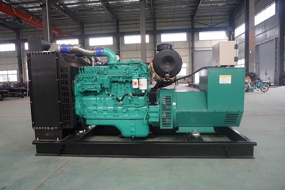 6LTAA8.9-G2東風(fēng)康明斯動(dòng)力配套200KW柴油發(fā)電機(jī)組報(bào)價(jià)