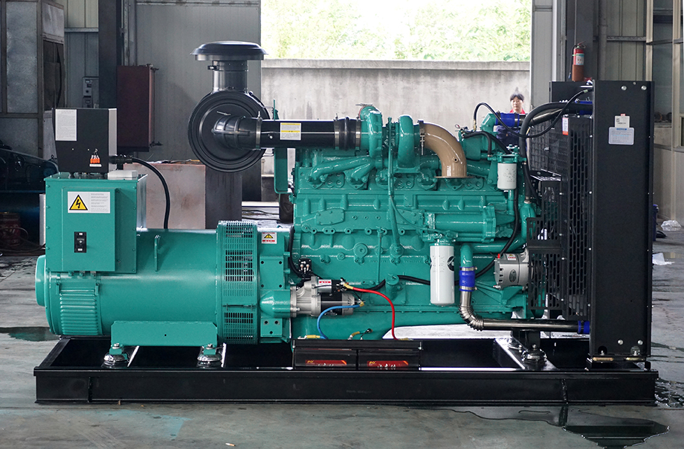 NT855-GA重慶康明斯動(dòng)力配套200KW柴油發(fā)電機(jī)組報(bào)價(jià)