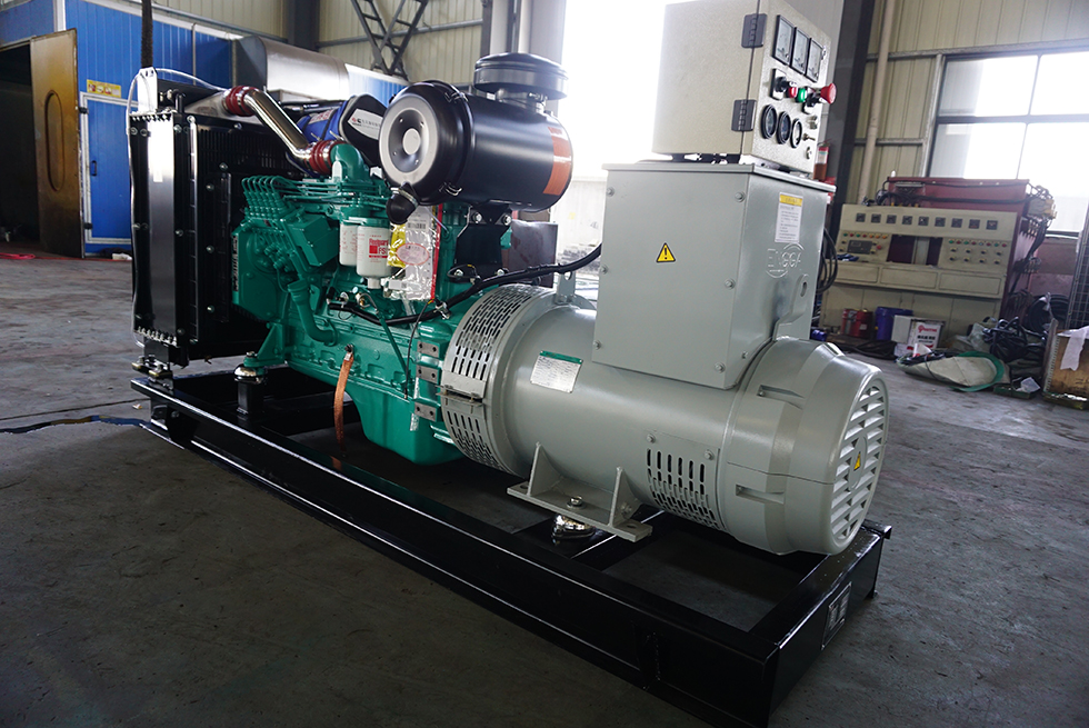 6BTAA5.9-G2東風康明斯動力配套100KW柴油發電機組報價